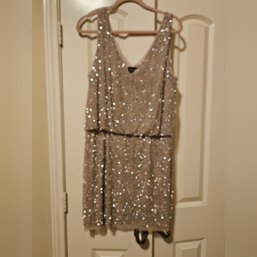 Xscape dress nude sparkle